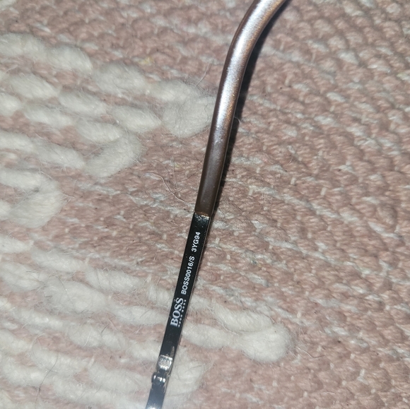 Hugo Boss womens sunglasses - Picture 4 of 4